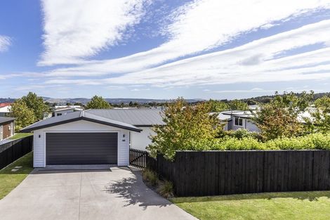 Photo of property in 301 Tauhara Ridge Drive, Richmond Heights, Taupo, 3330