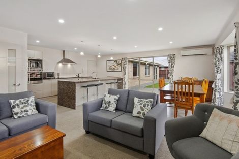 Photo of property in 47 Carradale Avenue, Broomfield, Christchurch, 8042