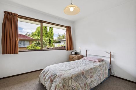 Photo of property in 90 Glencoe Road, Browns Bay, Auckland, 0630