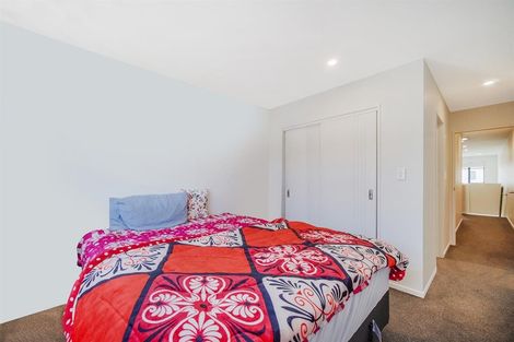 Photo of property in 30 Arapapa Road, Papakura, 2110