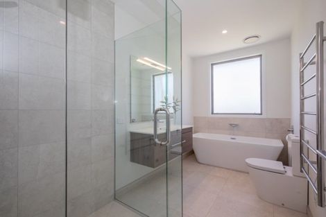 Photo of property in 2 Nokomai Street, Wanaka, 9305