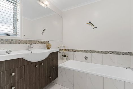 Photo of property in 503 Waterways Parade, Pauanui, Hikuai, 3579