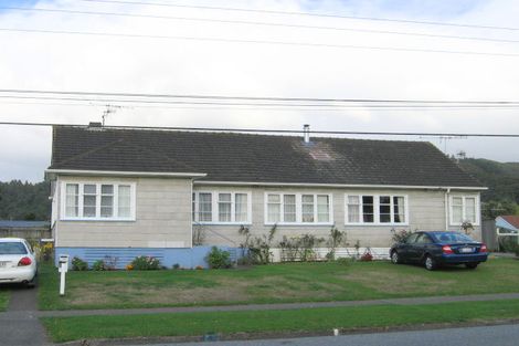 Photo of property in 64 Molesworth Street, Taita, Lower Hutt, 5011