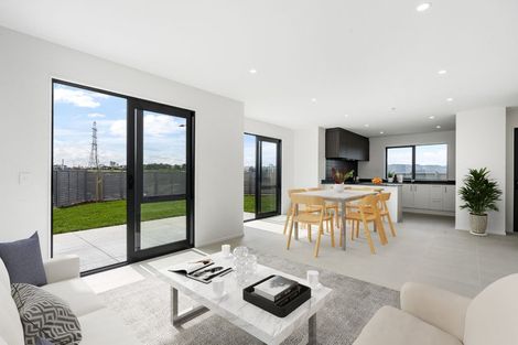 Photo of property in 9 Verde Lane, Rosehill, Papakura, 2113