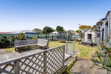 Photo of property in 54 Disraeli Street, Hawera, 4610