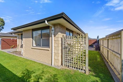Photo of property in 8 Ian Peter Way, Otaki, 5512
