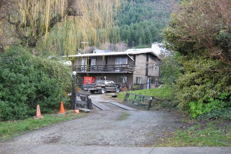 Photo of property in 16 Williams Street, Sunshine Bay, Queenstown, 9300