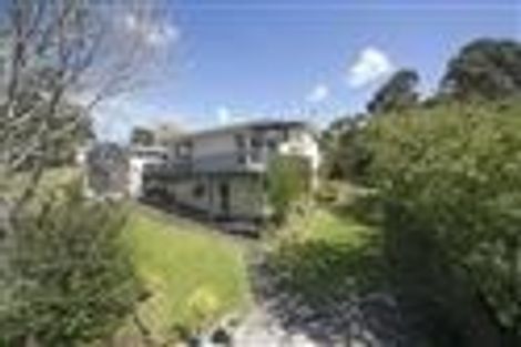 Photo of property in 1/17 Powrie Street, Glenfield, Auckland, 0629