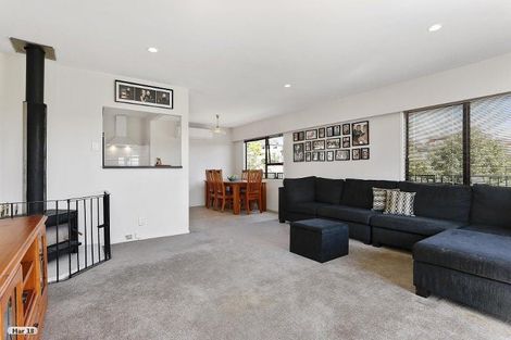 Photo of property in 6 Clearview Heights, Ranui, Auckland, 0612