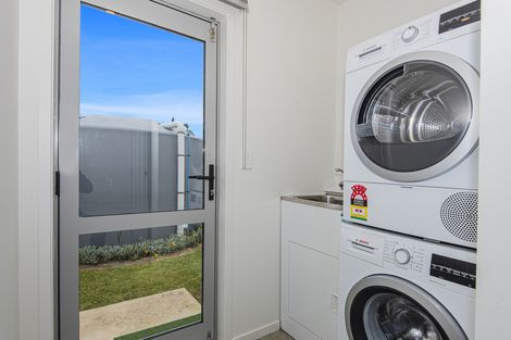 Photo of property in 28d Marram Place, Mangawhai Heads, Mangawhai, 0505