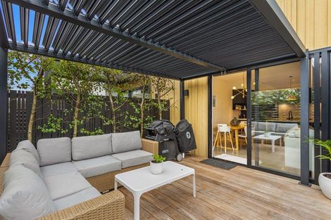 Photo of property in 96 Buckley Avenue, Hobsonville, Auckland, 0616