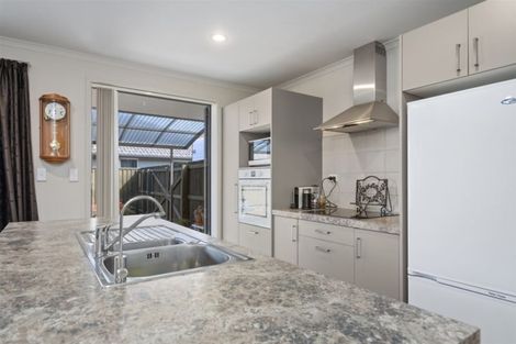 Photo of property in 86 Doncaster Drive, Papamoa Beach, Papamoa, 3118