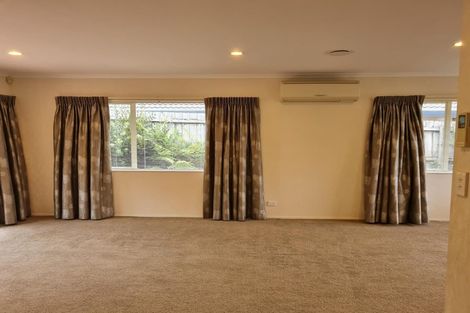 Photo of property in 57 Kath Hopper Drive, Orewa, 0931