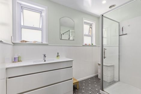 Photo of property in 12 Wilfred Street, Tawa, Wellington, 5028