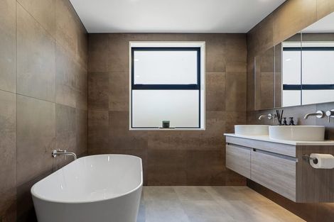 Photo of property in 20a Wroxton Terrace, Merivale, Christchurch, 8014