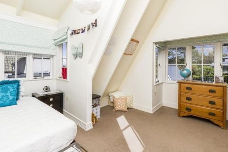 Photo of property in 128 Beach Road, Castor Bay, Auckland, 0620