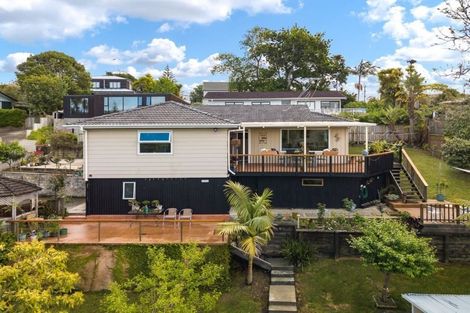 Photo of property in 63 Vandeleur Avenue, Birkdale, Auckland, 0626