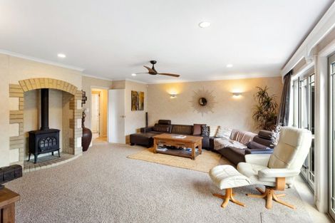 Photo of property in 31 Santa Barbara Drive, Papamoa Beach, Papamoa, 3118