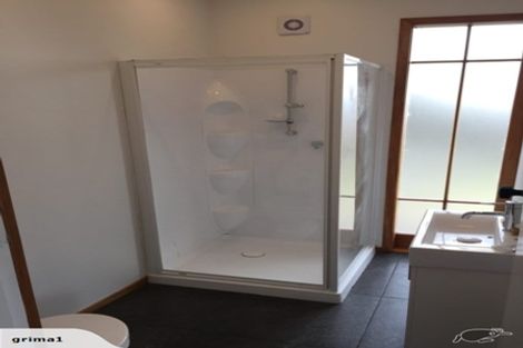 Photo of property in 4149 Great North Road, Glen Eden, Auckland, 0602