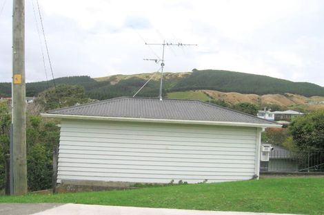 Photo of property in 44 Handyside Street, Tawa, Wellington, 5028