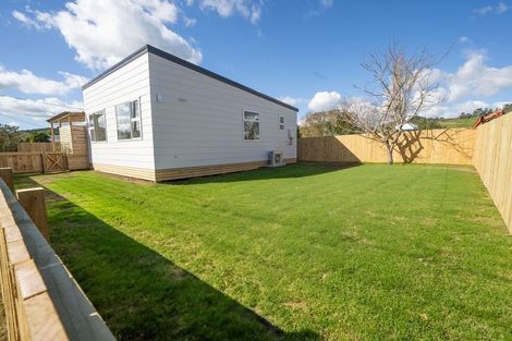 Photo of property in 32 Valley Road, Hikurangi, 0114