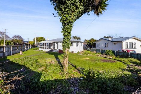 Photo of property in 8 Turuturu Road, Hawera, 4610