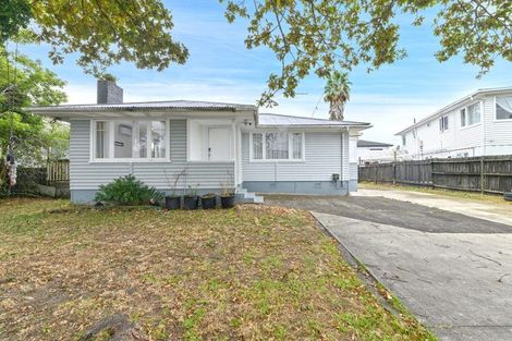 Photo of property in 11 Harrington Road, Henderson, Auckland, 0610