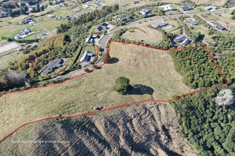 Photo of property in 104 Highland Drive, Acacia Bay, Taupo, 3385