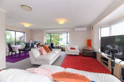 Photo of property in 4 Oakdale Road, Mount Roskill, Auckland, 1041