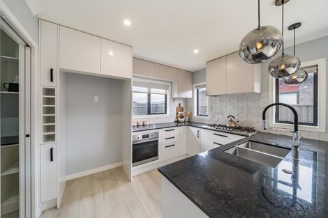 Photo of property in 11 Salisbury Crescent, Wallaceville, Upper Hutt, 5018