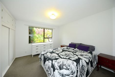 Photo of property in 2/11 Rubens Place, Burnside, Christchurch, 8053