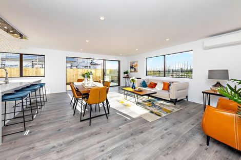 Photo of property in 33 Sapwood Crescent, Takanini, 2110