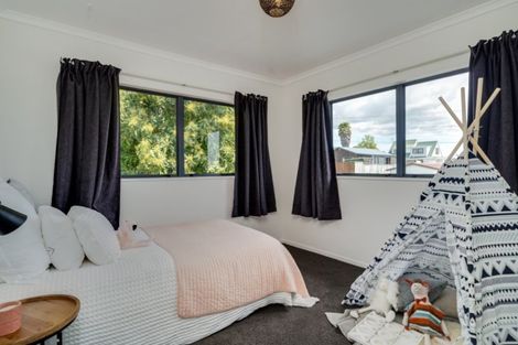 Photo of property in 198 Waitaha Road, Welcome Bay, Tauranga, 3112