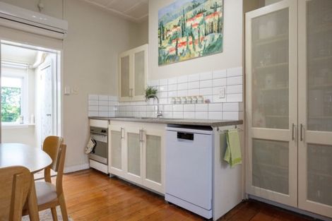 Photo of property in 48 Melville Street, Dunedin Central, Dunedin, 9016