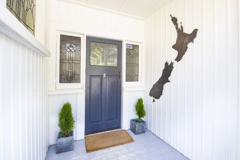 Photo of property in 55 Shakespeare Road, Bluff Hill, Napier, 4110