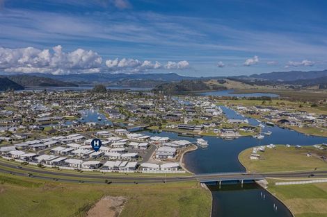 Photo of property in 16 Vanita Drive, Whitianga, 3510