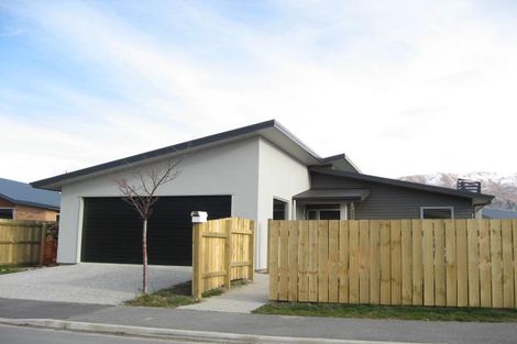Photo of property in 19 Tyndall Street, Wanaka, 9305