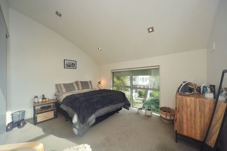 Photo of property in 218 Evans Bay Parade, Hataitai, Wellington, 6021