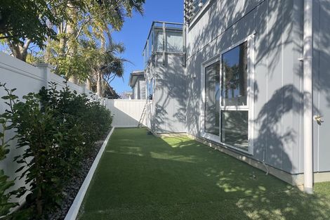 Photo of property in 319c East Coast Road, Mairangi Bay, Auckland, 0630