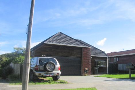 Photo of property in 36 Sailmaker Close, Whitby, Porirua, 5024