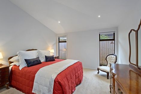 Photo of property in 251 Wairakei Road, Bryndwr, Christchurch, 8053