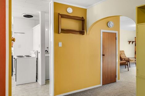 Photo of property in 67 Russell Street, Westport, 7825