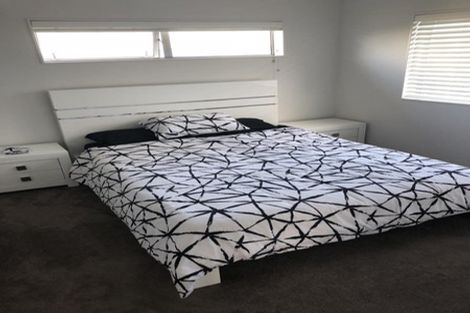 Photo of property in 4 Bridget Court, Red Beach, 0932