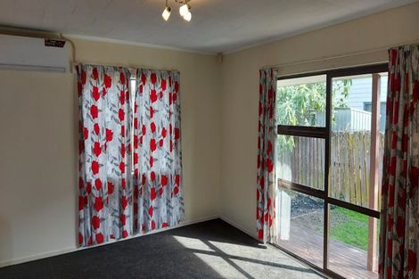 Photo of property in 2/25 Margaret Road, Papatoetoe, Auckland, 2025