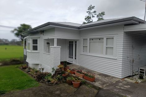 Photo of property in 105 Archibald Road, Kelston, Auckland, 0602