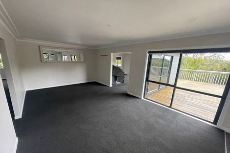 Photo of property in 2/28 Coroglen Avenue, Birkenhead, Auckland, 0626