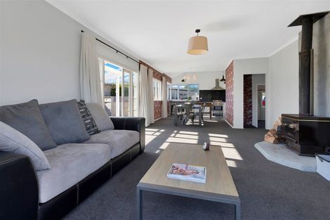 Photo of property in 18 Grierson Avenue, Amberley, 7481