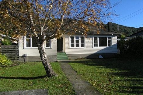 Photo of property in 201 Wellington Road, Wainuiomata, Lower Hutt, 5014