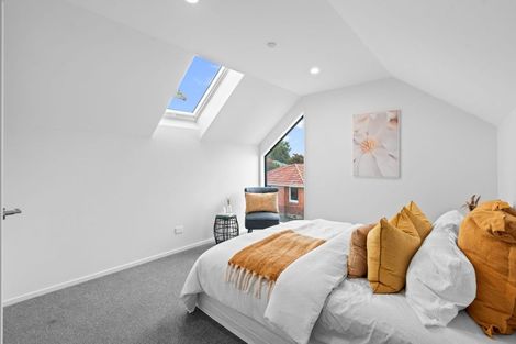 Photo of property in 1/25 Winters Road, Redwood, Christchurch, 8051