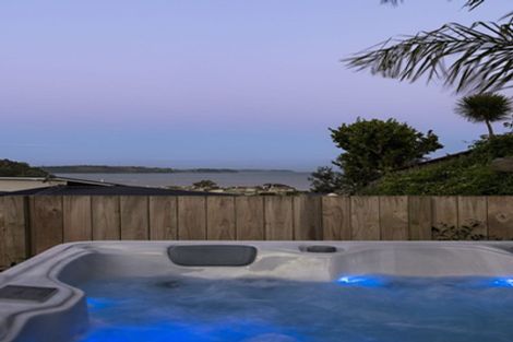 Photo of property in 13 Ariel Place, Snells Beach, 0920